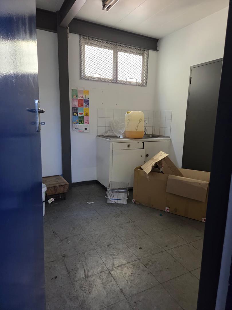 To Let commercial Property for Rent in Bellville Central Western Cape